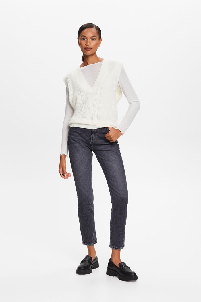 Schmal geschnittene Retro-Jeans mit hohem Bund