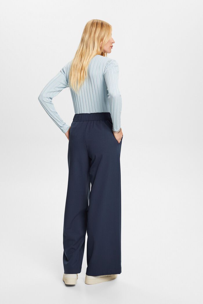 Pull-on-Hose mit weitem Bein