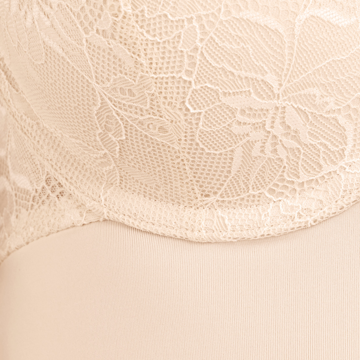 Damen BH-Unterhemd mit floraler Spitze