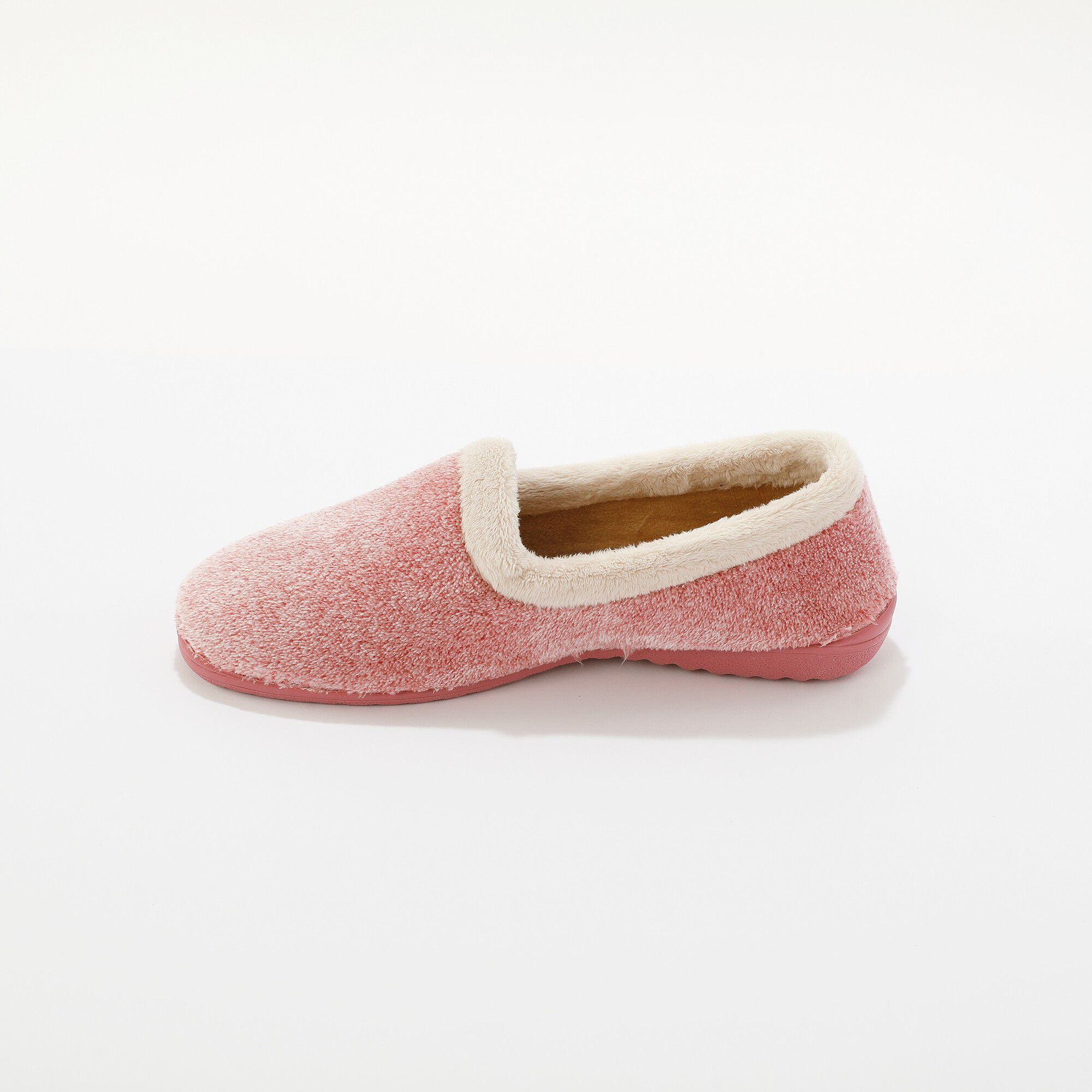 Chaussons ultra souples toucher peluche
