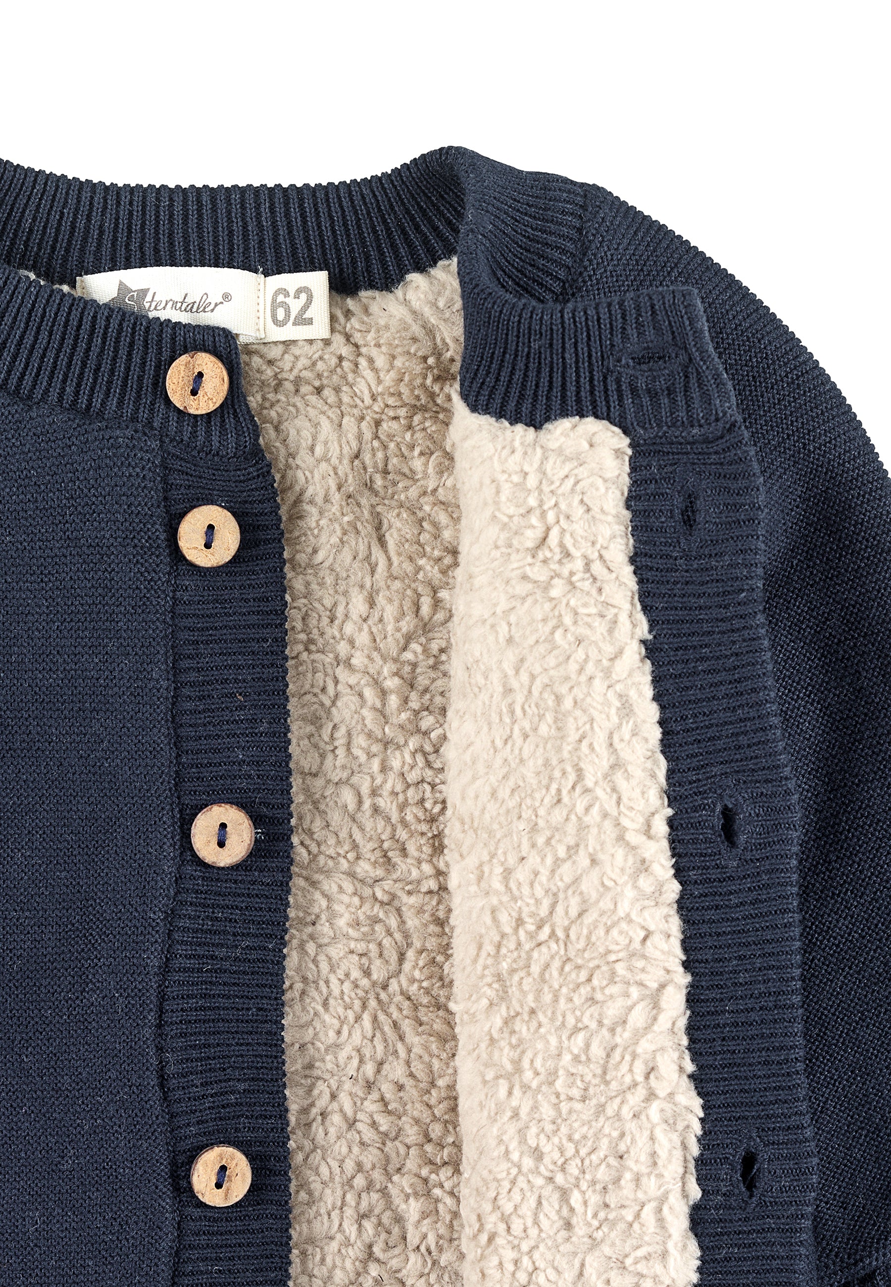 GOTS Strick-Jacke mit Stern am Rücken in 4 Farben