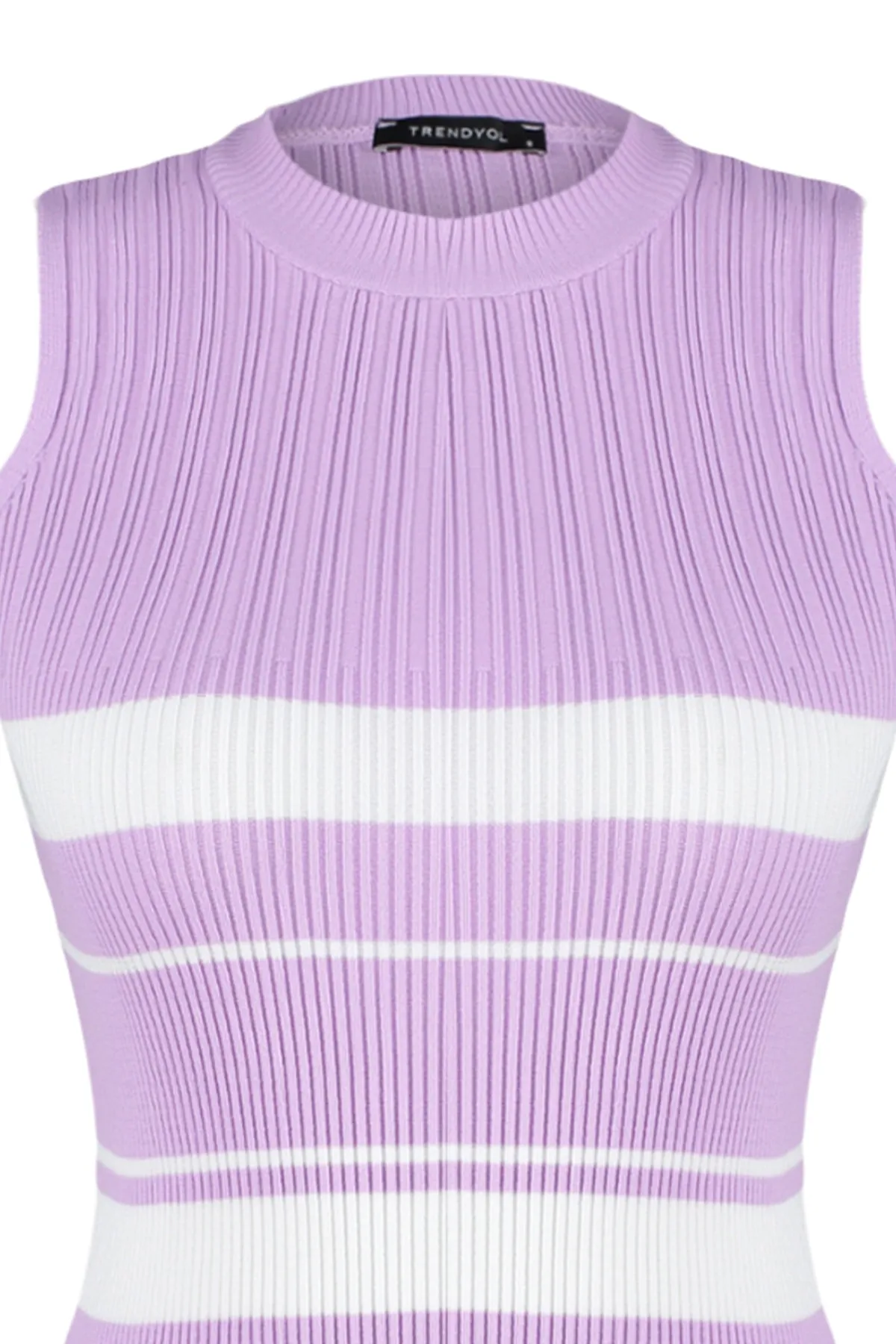 Trendyol Collection  Lila Strickbluse mit Rundhalsausschnitt TWOSS21BZ0370