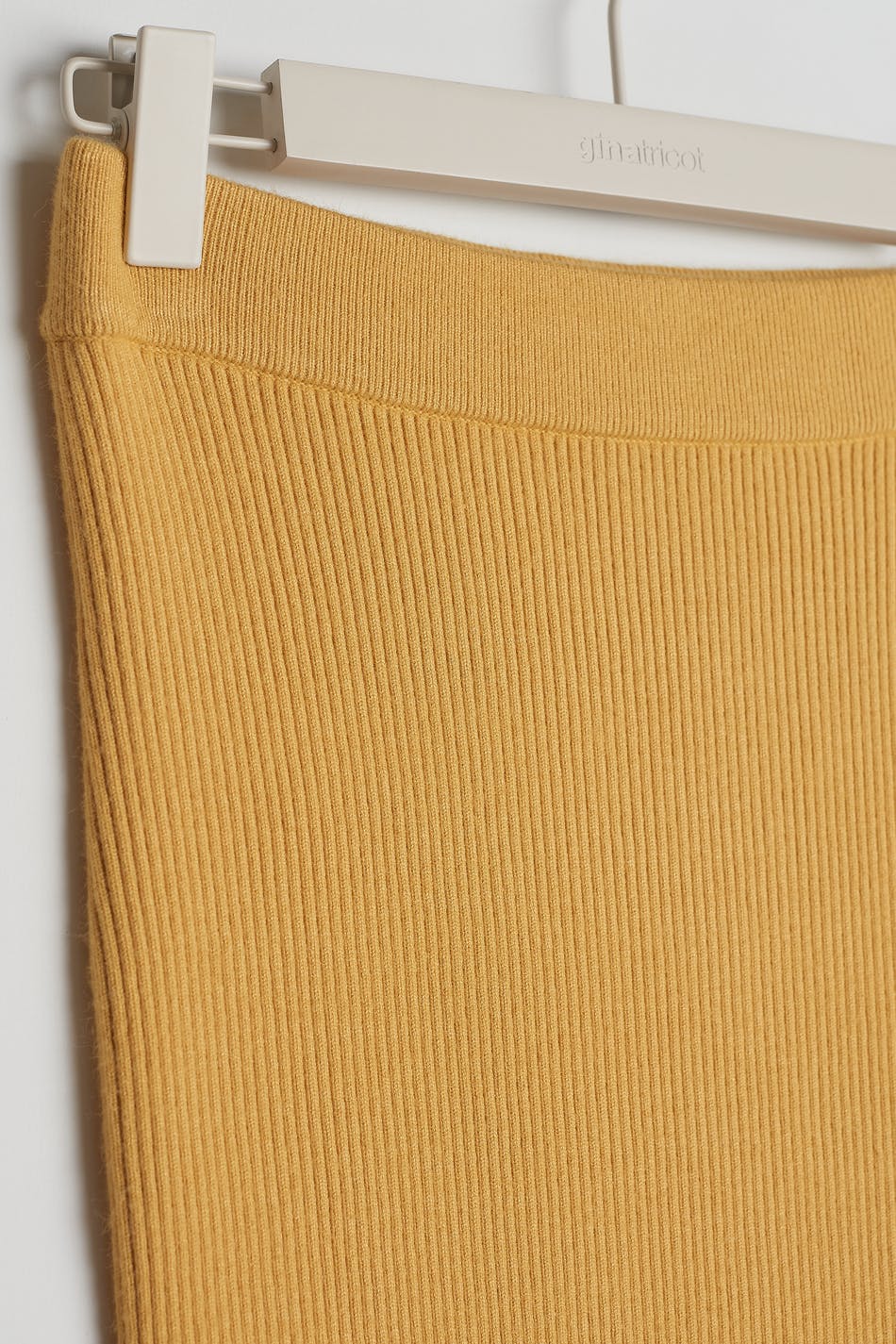 Freya knitted skirt