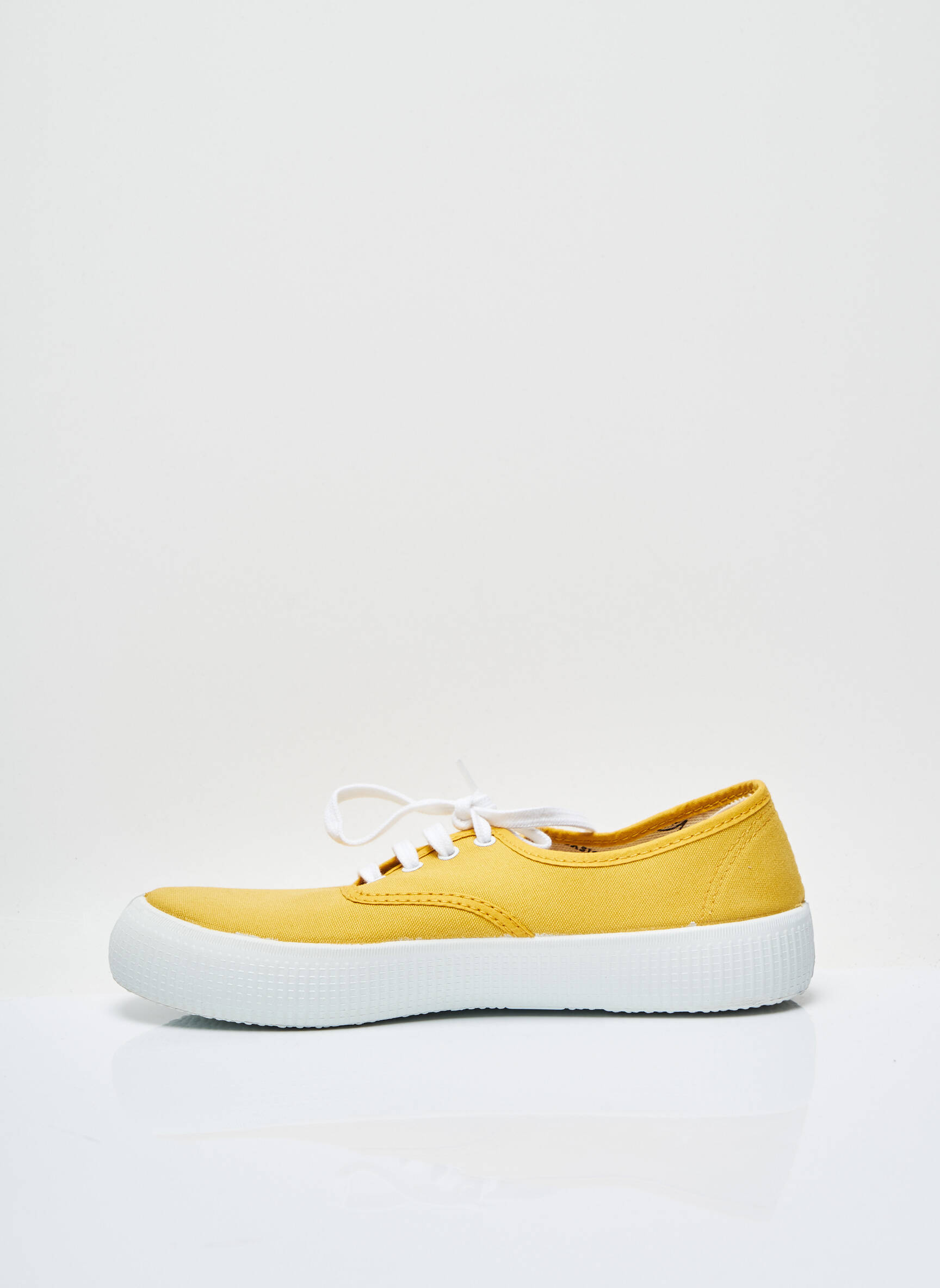 Victoria Baskets Femme couleur jaune