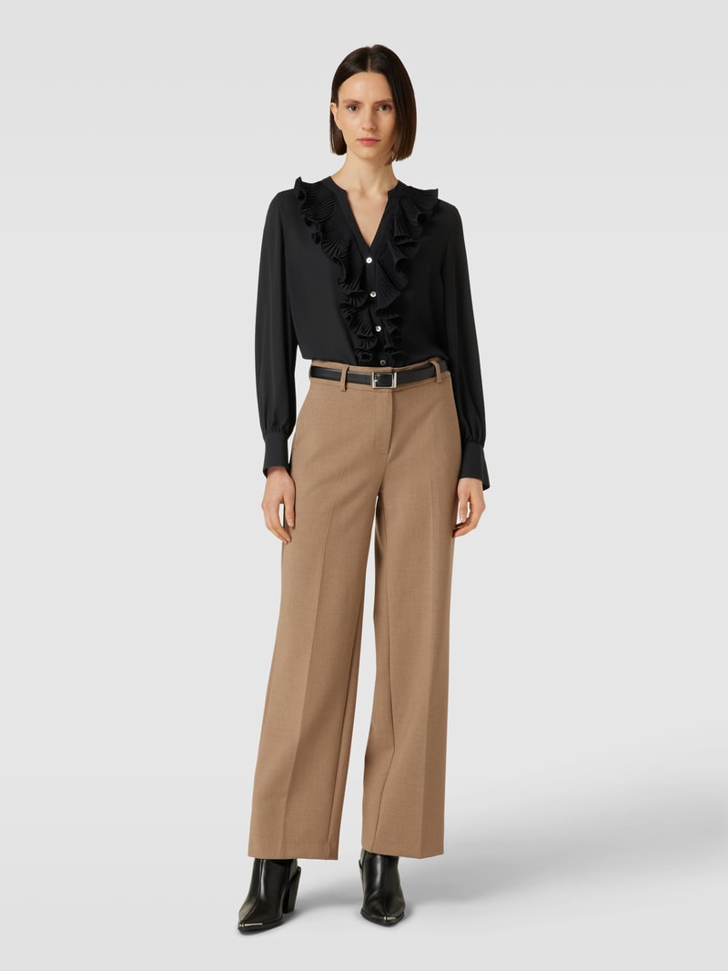 Bluse mit Volants in black