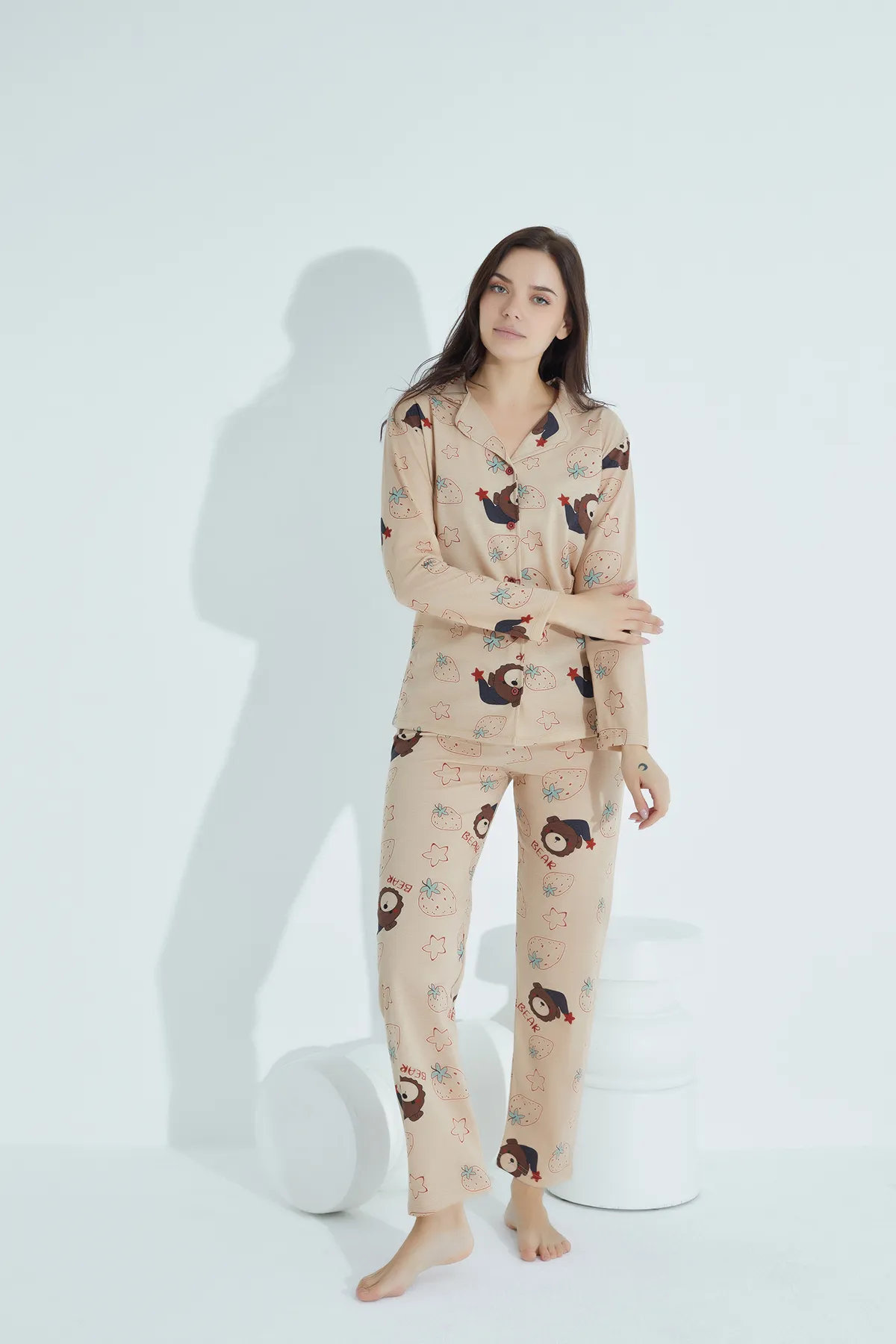 STRAWBERRY  Pyjama-Set aus Baumwolle mit Knöpfen