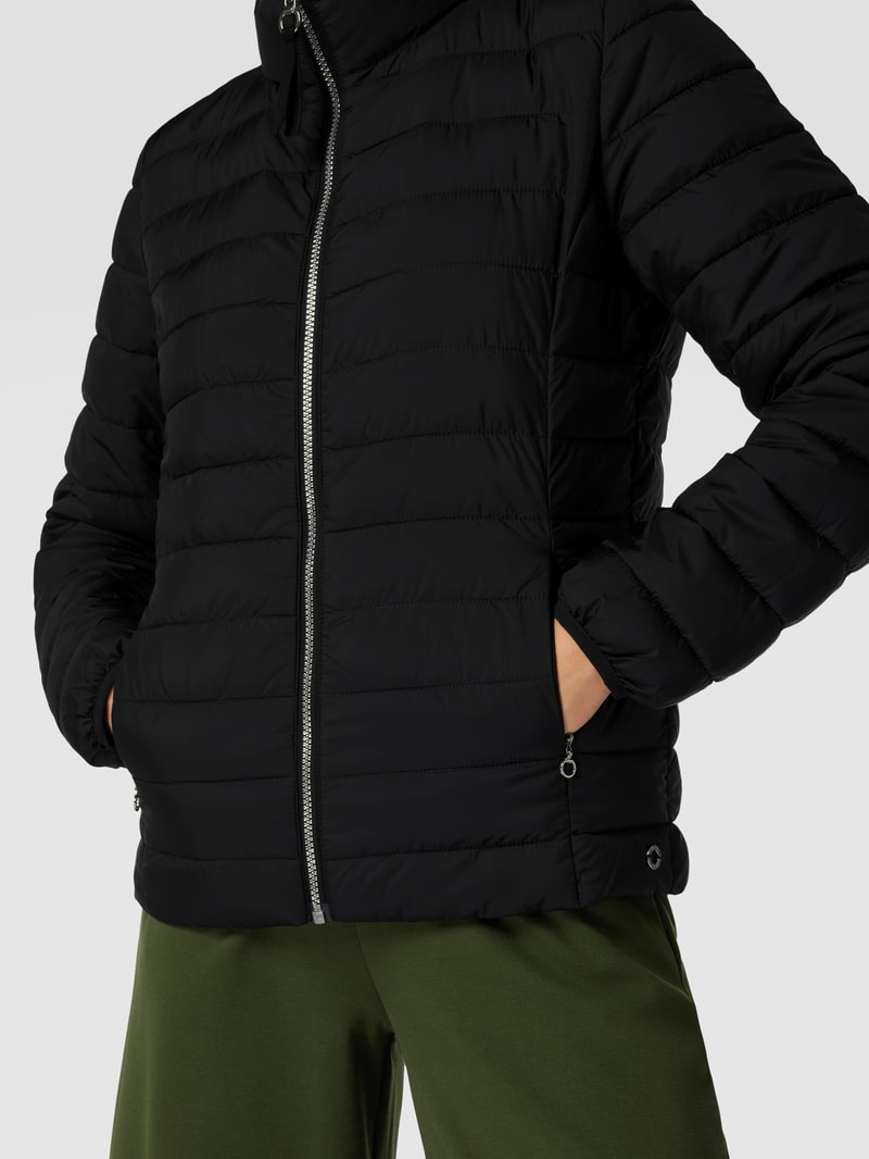 Steppjacke mit Stehkragen in schwarz