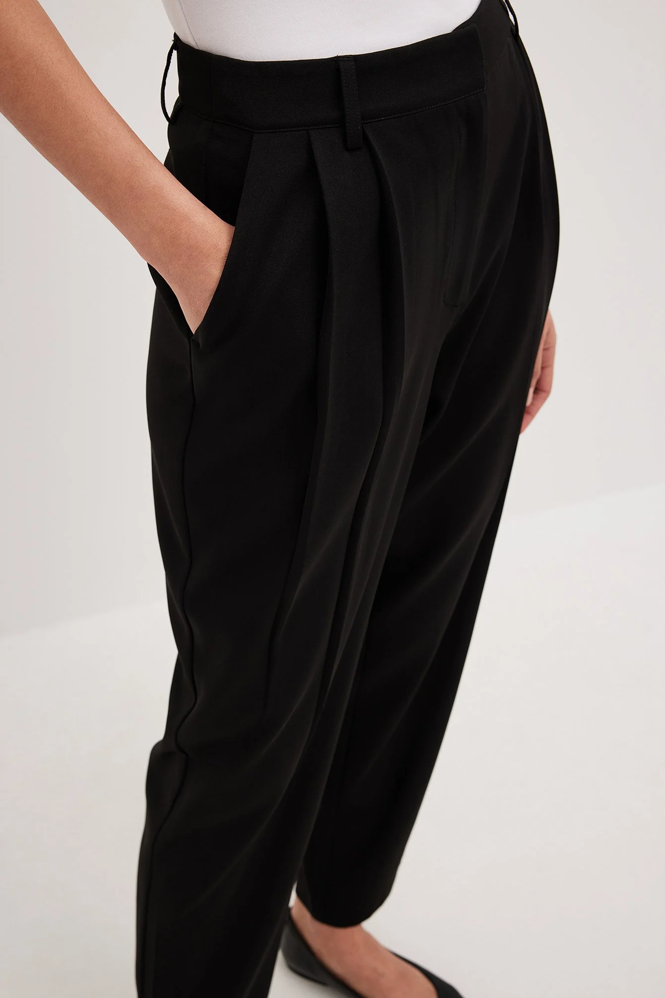 Crop-Hose mit hoher Taille