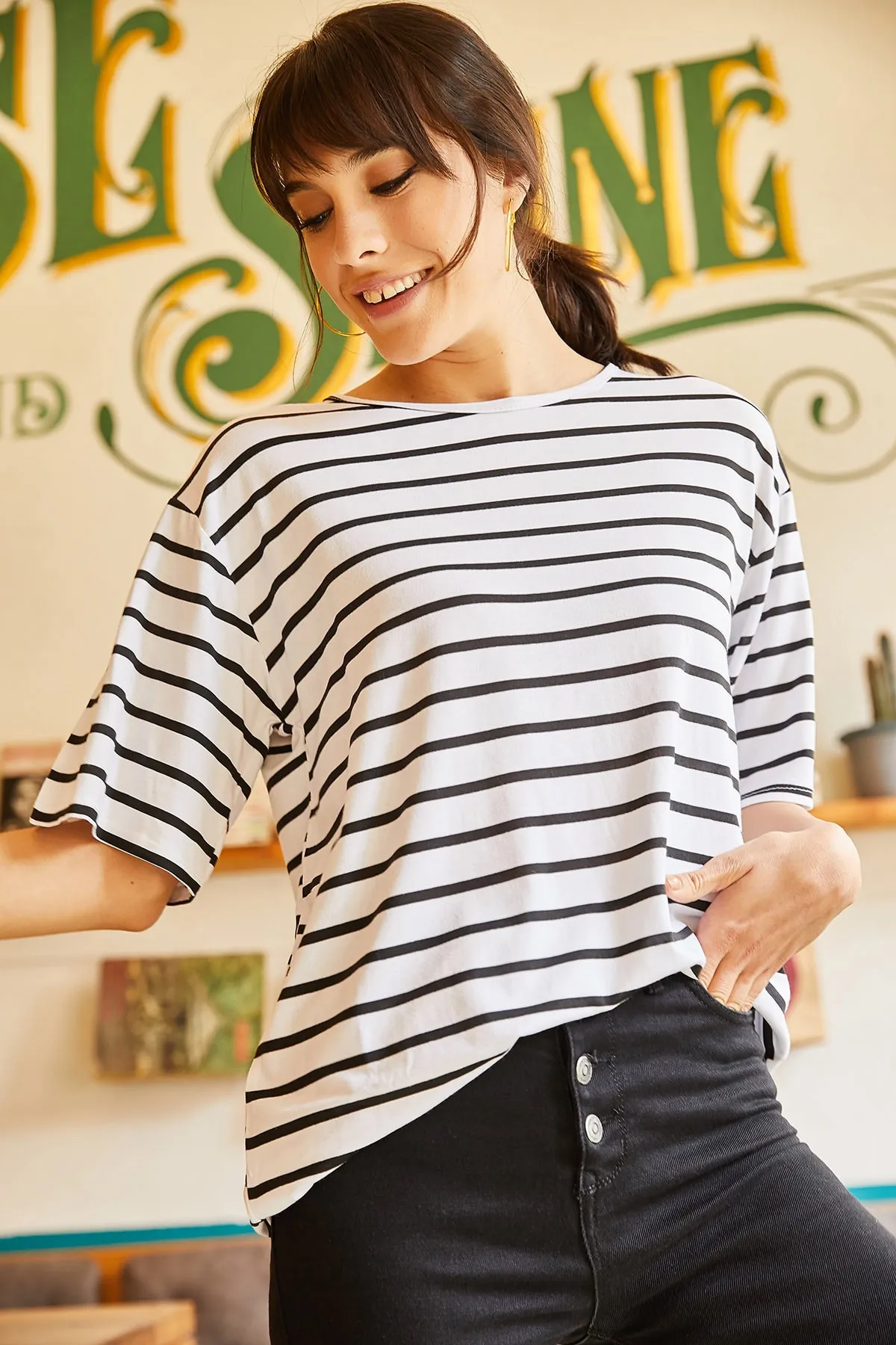 Olalook  Weiß gestreiftes Freizeit-T-Shirt für Damen TSH-19000283