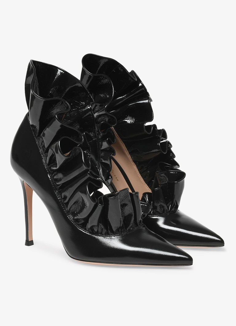 Gianvito Rossi Gabrielle pump in patent leather