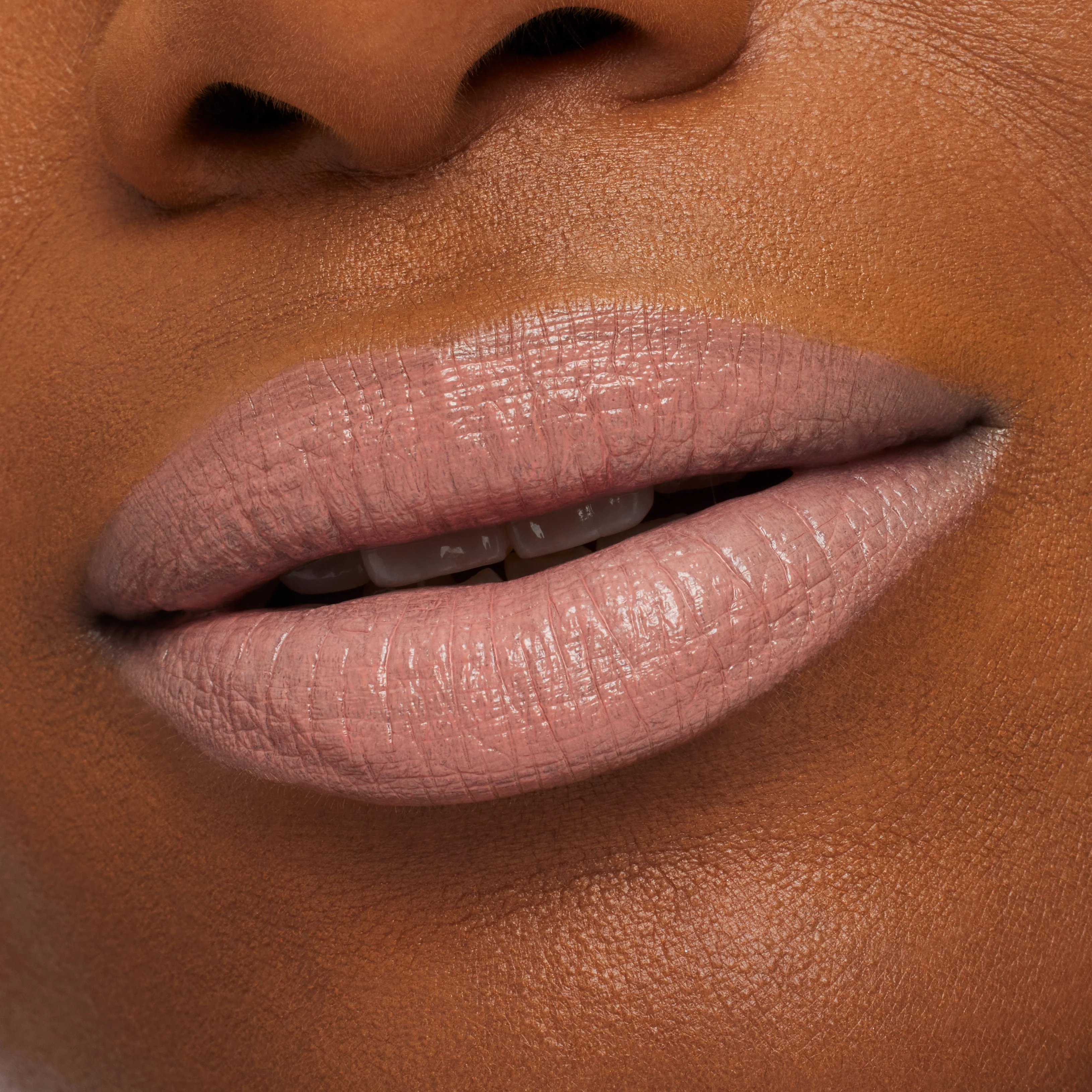 Labial satinado elegante Rossetti M·A·CXIMAL - Rossetti