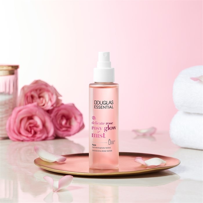 Delicate Rose Rosy Glow Mist