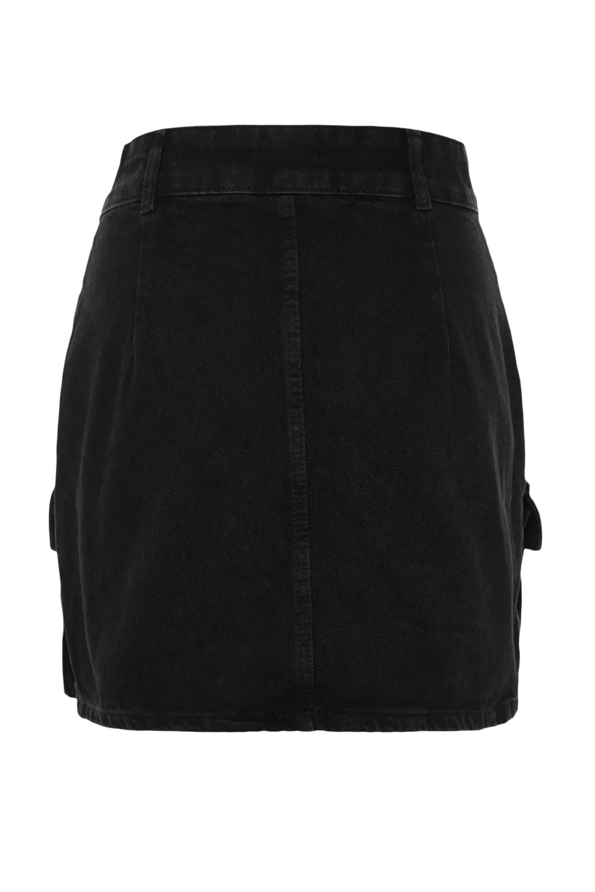 Trendyol Collection  Schwarzer High Waist Mini-Jeansrock mit Cargo-Taschendetail TWOSS23ET00112