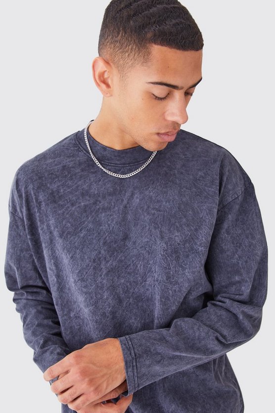 Langärmliges Oversize T-Shirt mit Acid-Waschung