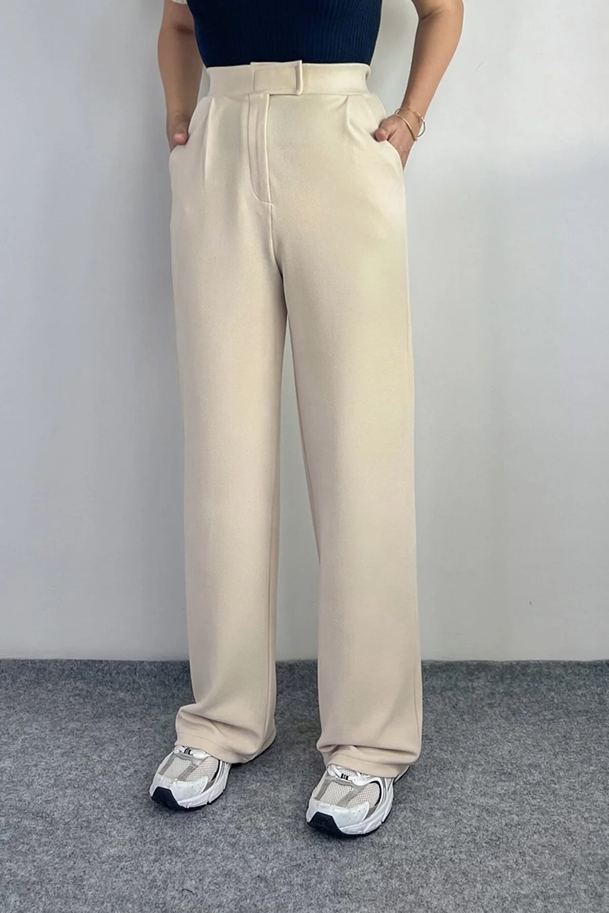 Ritnice  Line Palazzo-Hose aus Lycra für Damen mit Klettverschluss, Hellbeige