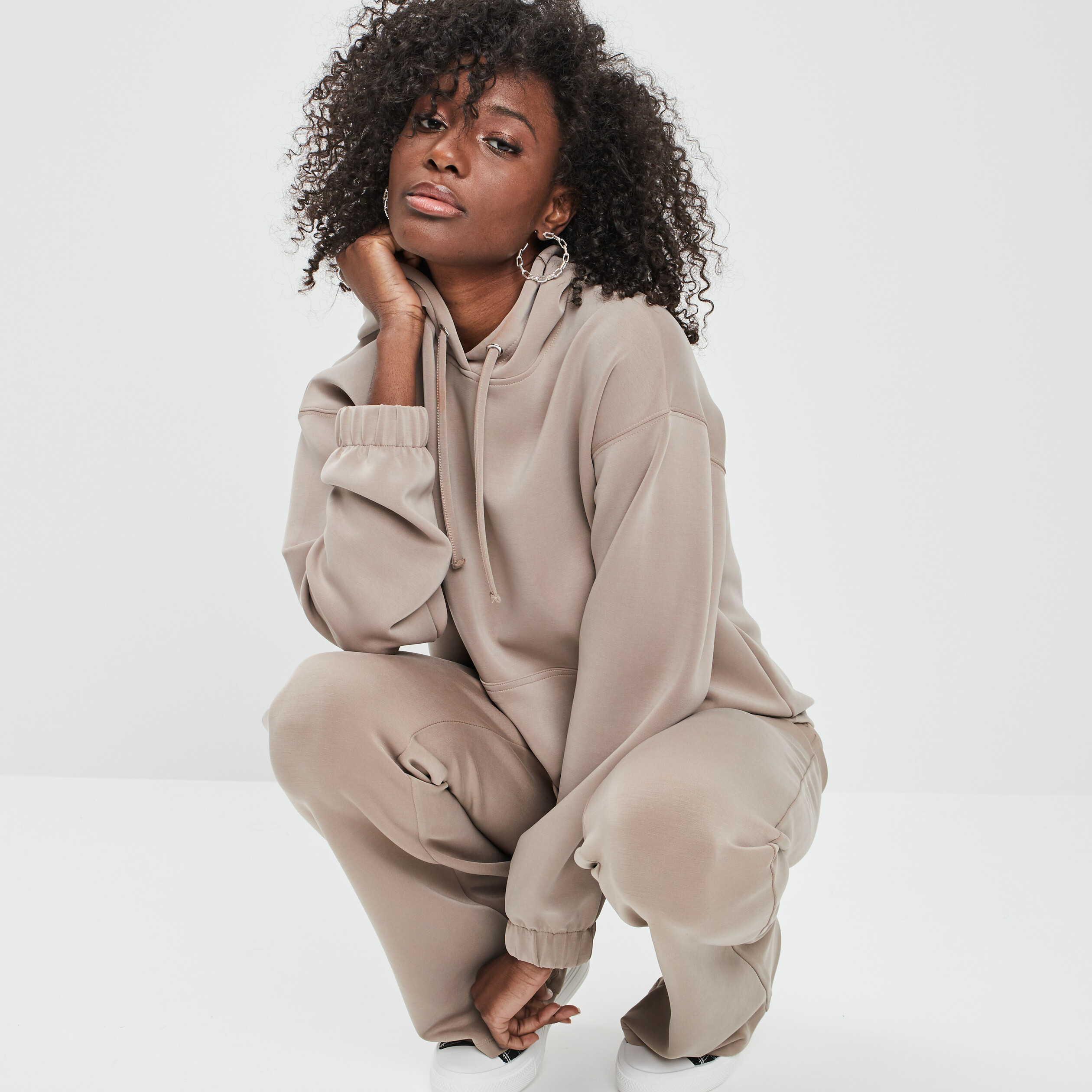 Sweat à capuche hoodie taupe femme | La Halle