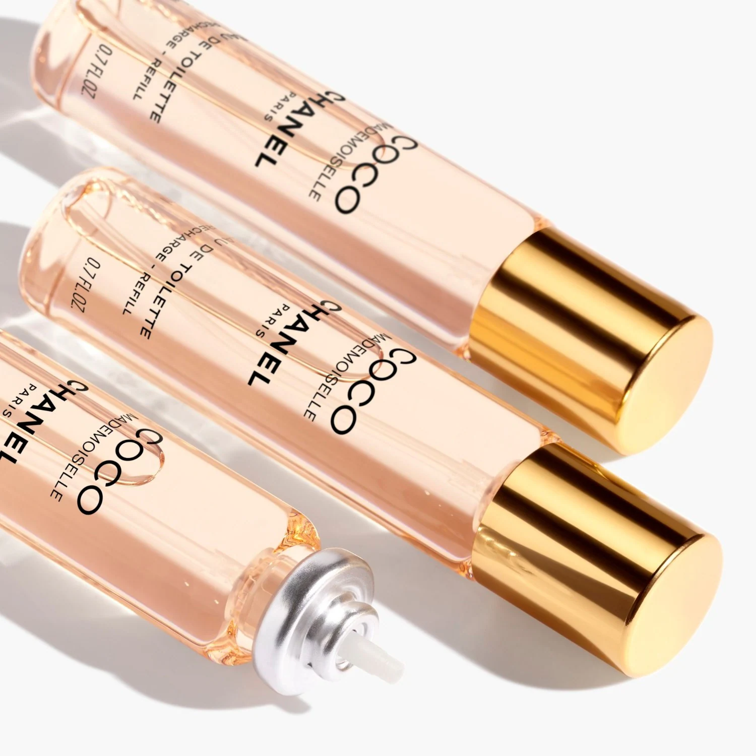 CHANEL TWIST AND SPRAY