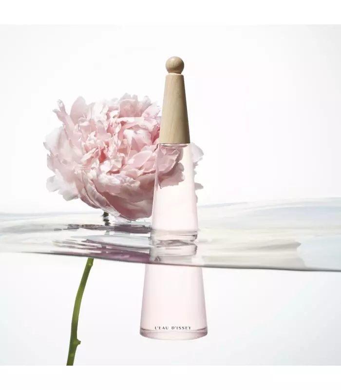 L'EAU D'ISSEY PIVOINE Eau De Toilette Intense Vaporisateur
