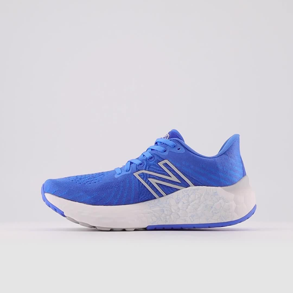 New Balance Fresh Foam X Vongo v5 WVNGOCB5 / blau