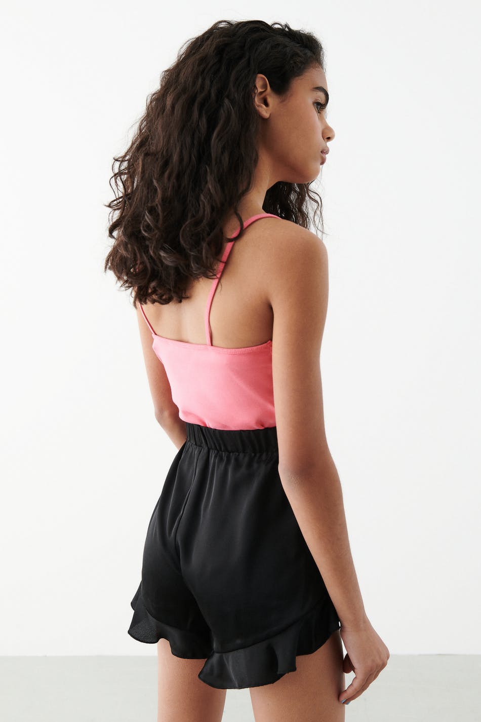 Y frill shorts