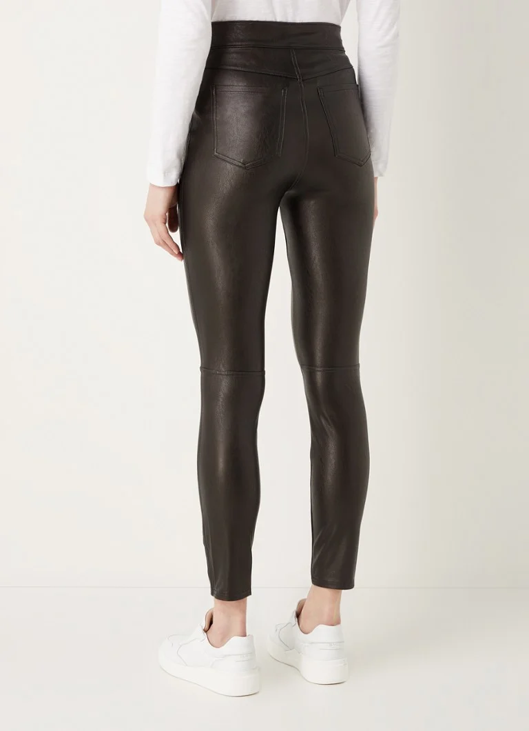 SPANX augstvidukļa, pieguļošas, īsas legingas no mākslīgās ādas