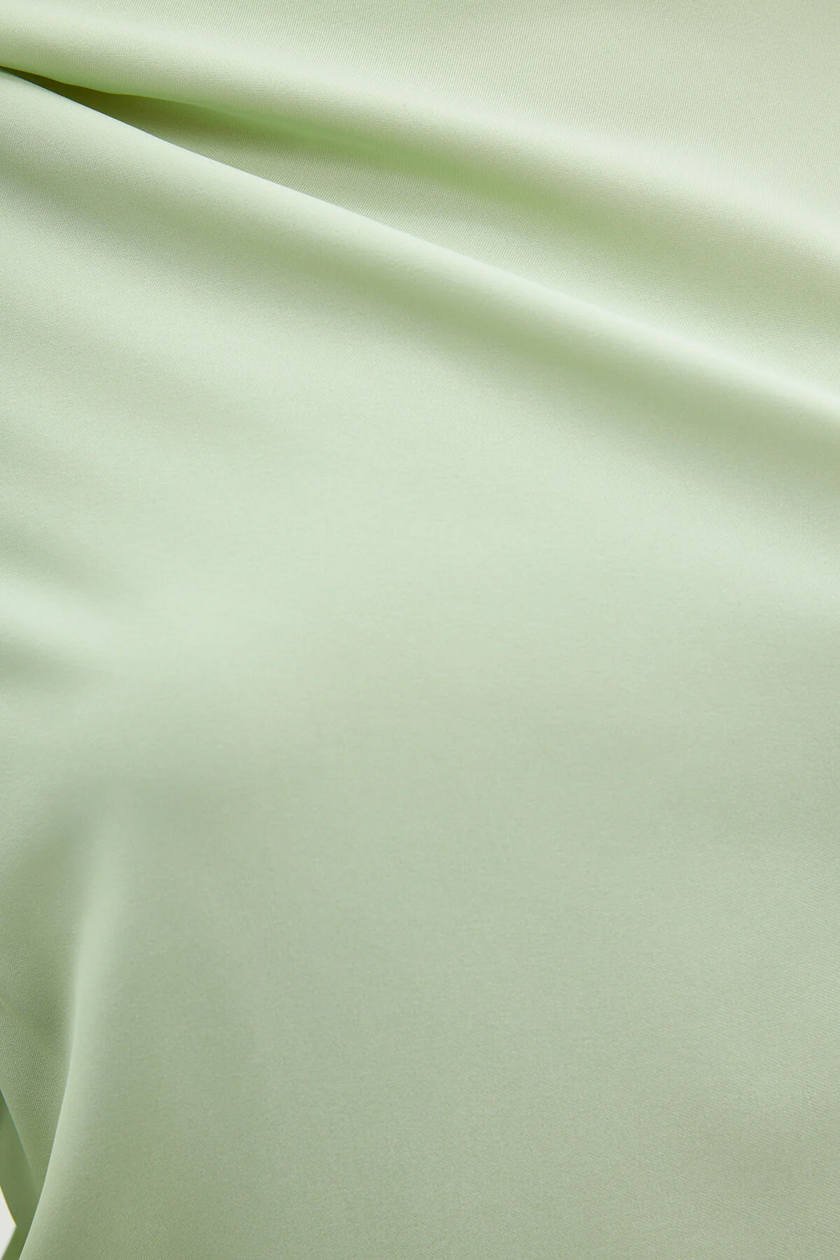 Trendyol Modest  Hellgrünes, detailliertes Abendkleid mit Schal TCTSS24DB00036