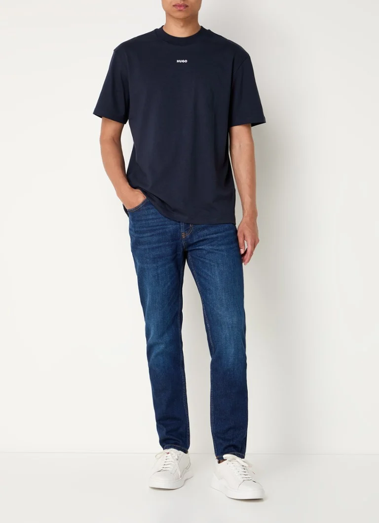 HUGO BOSS 634 dopasowane spodnie kowbojskie, ciemne sprane