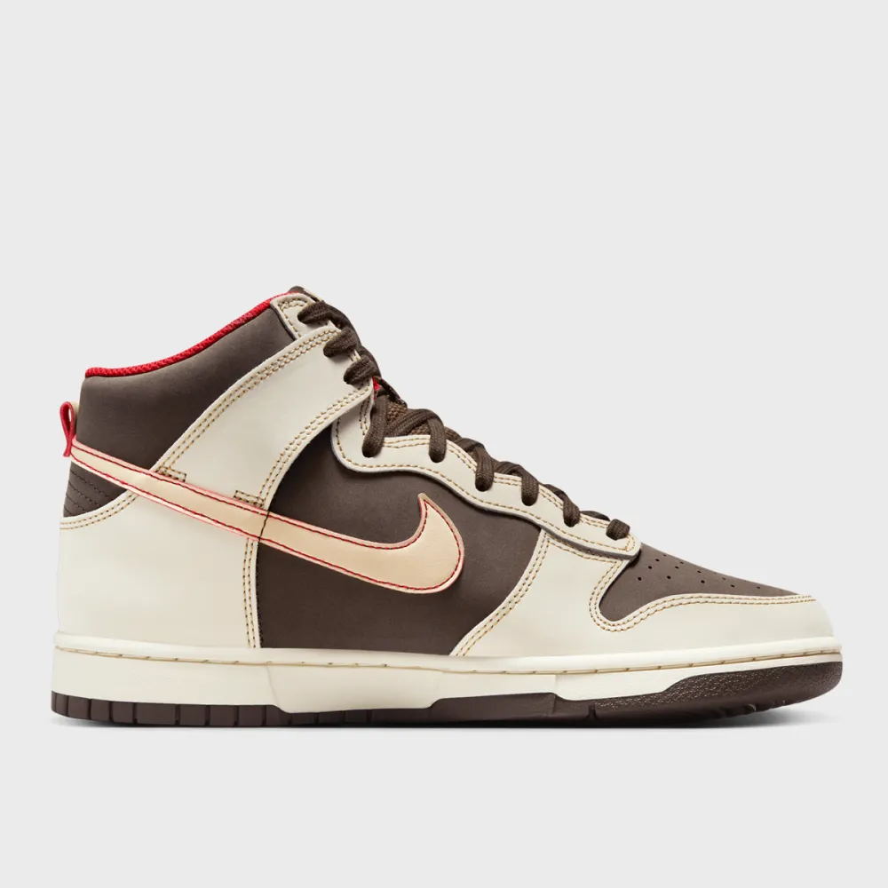 Nike Dunk High SE Baroque Brown FB8892-200 / braun