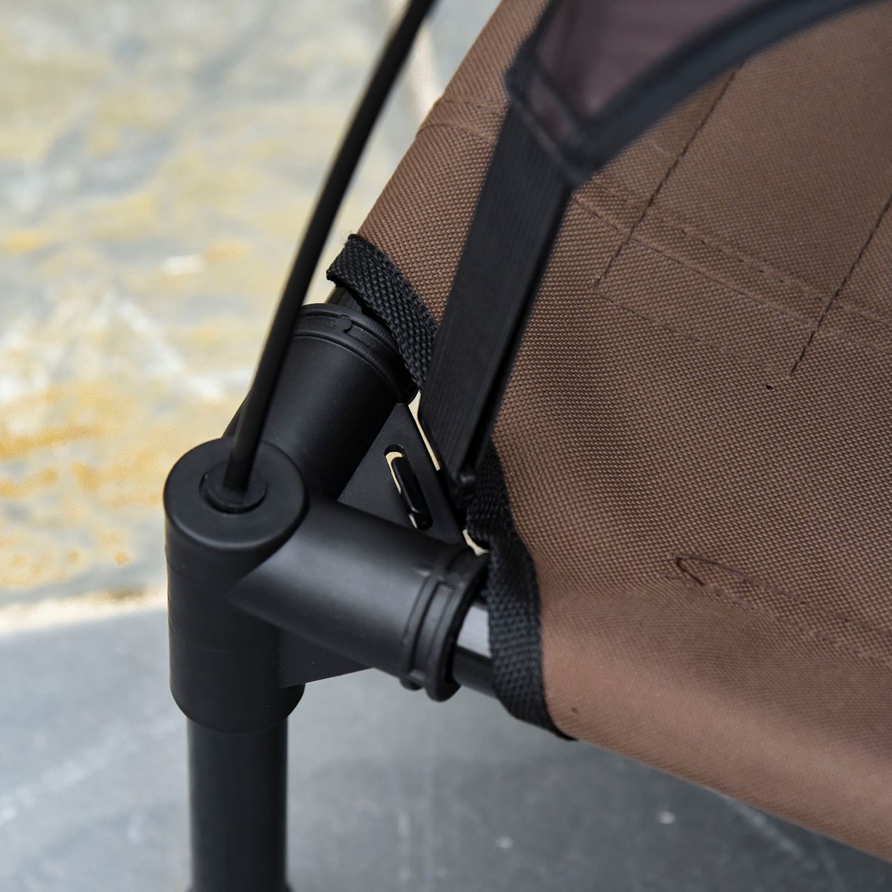 PawHut Haustierbett mit Baldachin Erhöhtes Hundebett Hundeliege outdoor Kaffee
