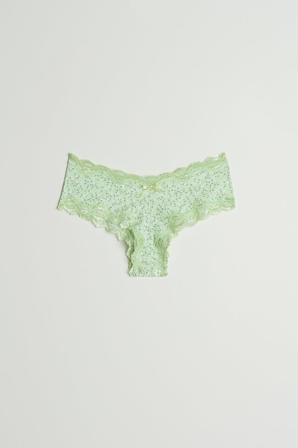 Micro lace brazilian