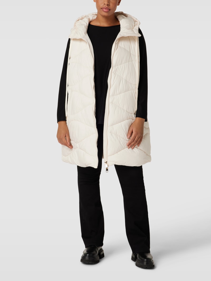 PLUS SIZE Steppweste mit Kapuze Modell 'PANIA' in offwhite