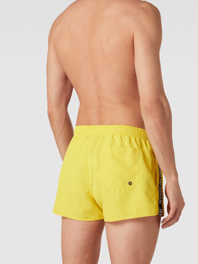 Badehose mit Galonstreifen in gelb
