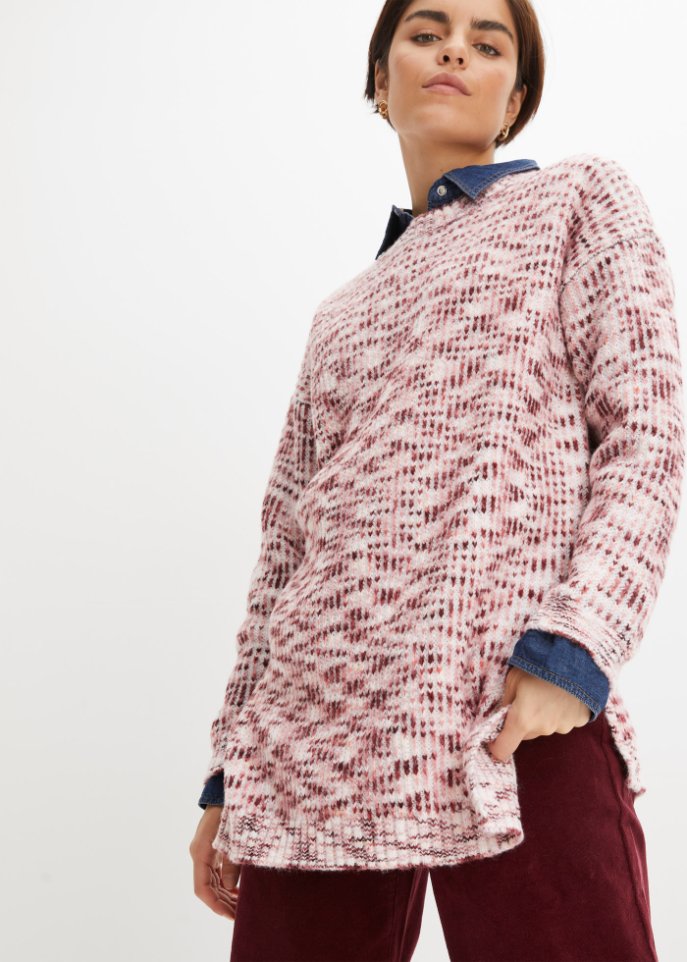 Pullover mit extra langen Seitenschlitzen