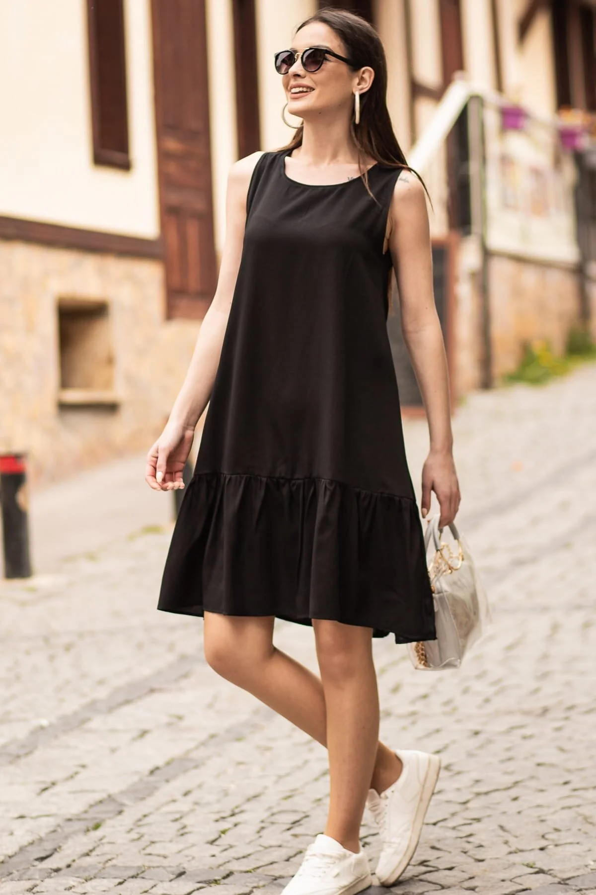 armonika  Schwarzes ärmelloses Rock-Rüschenkleid für Damen ARM-18Y001156