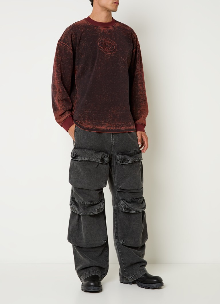 Maglione Diesel S-Baxt-Q1 con logo stampato e finitura lavata.