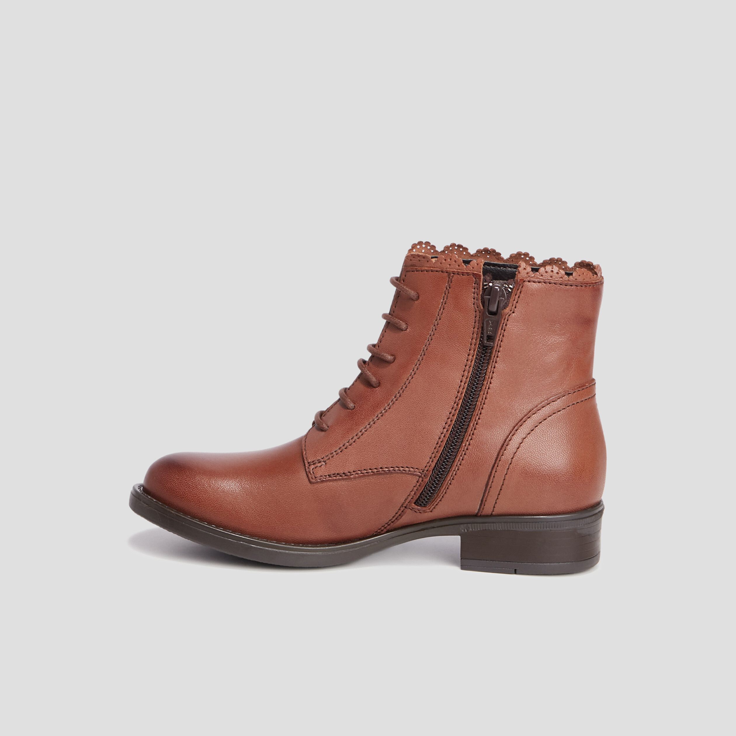 Bottines en cuir à lacets camel fille | La Halle