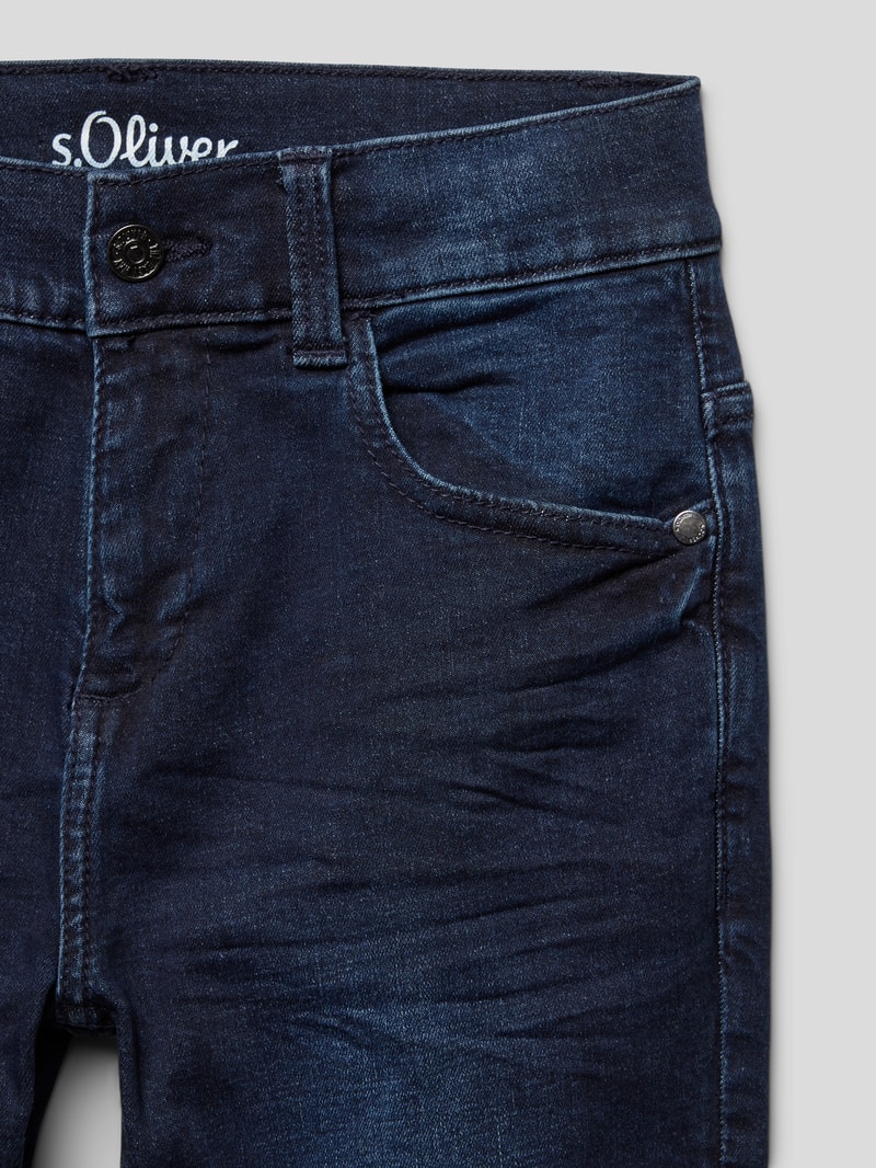 Jeans mit Knopfverschluss in blau