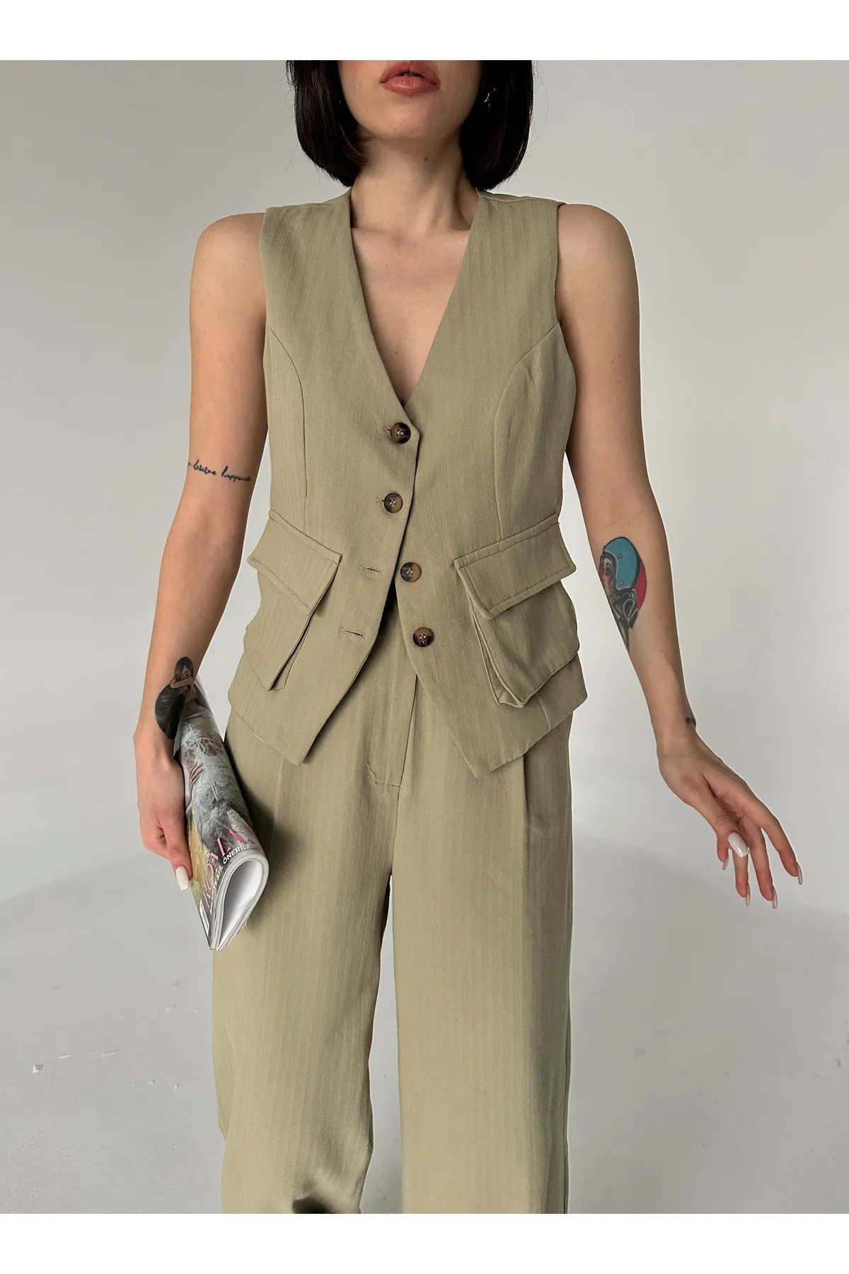 Laluvia  Khakifarbenes Set aus Weste und Hose aus Gabardine, 100 % Baumwolle, mit Taschendetail