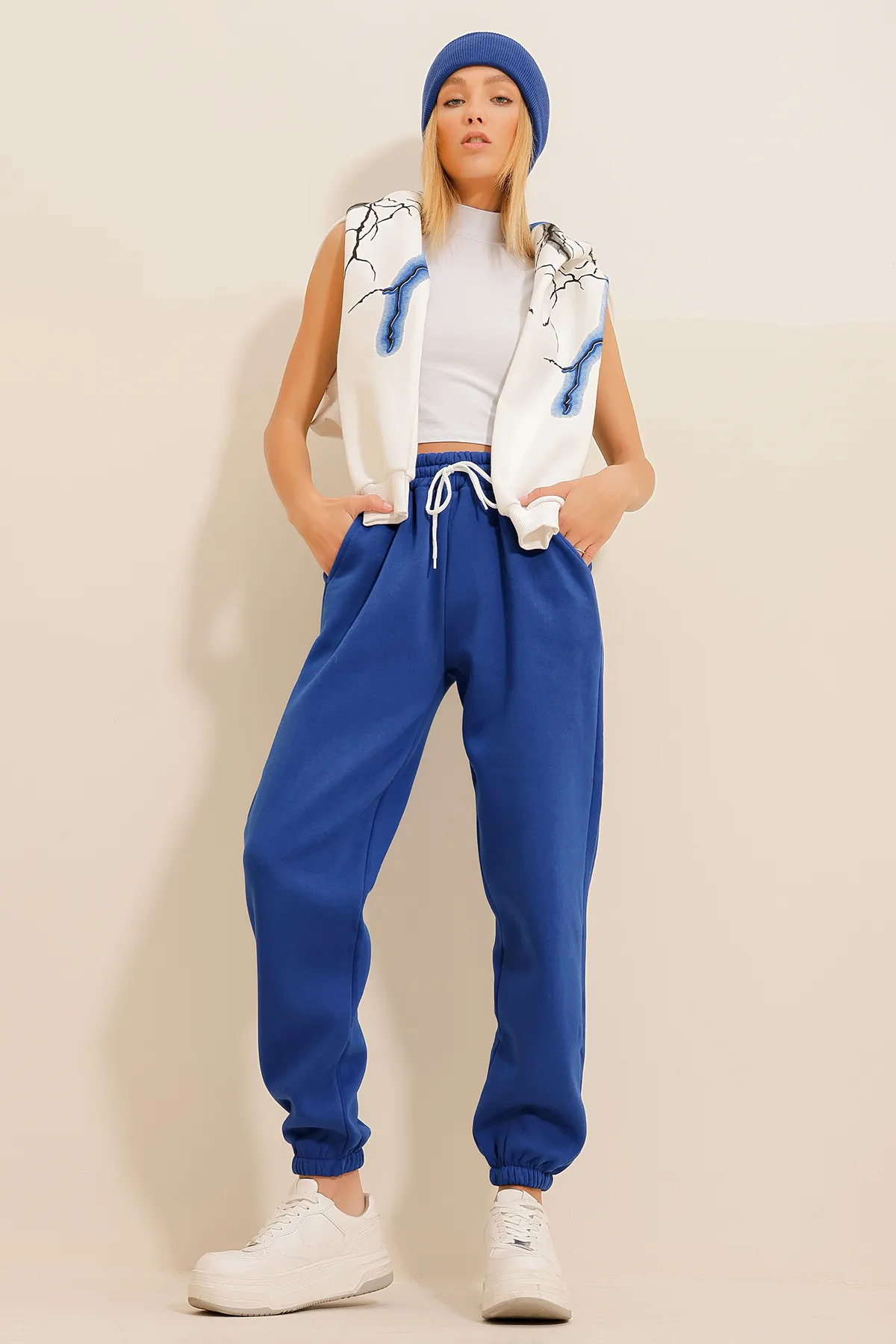Trend Alaçatı Stili  Saks 3 Thread Raised Jogging-Jogginghose für Damen ALC-X10929