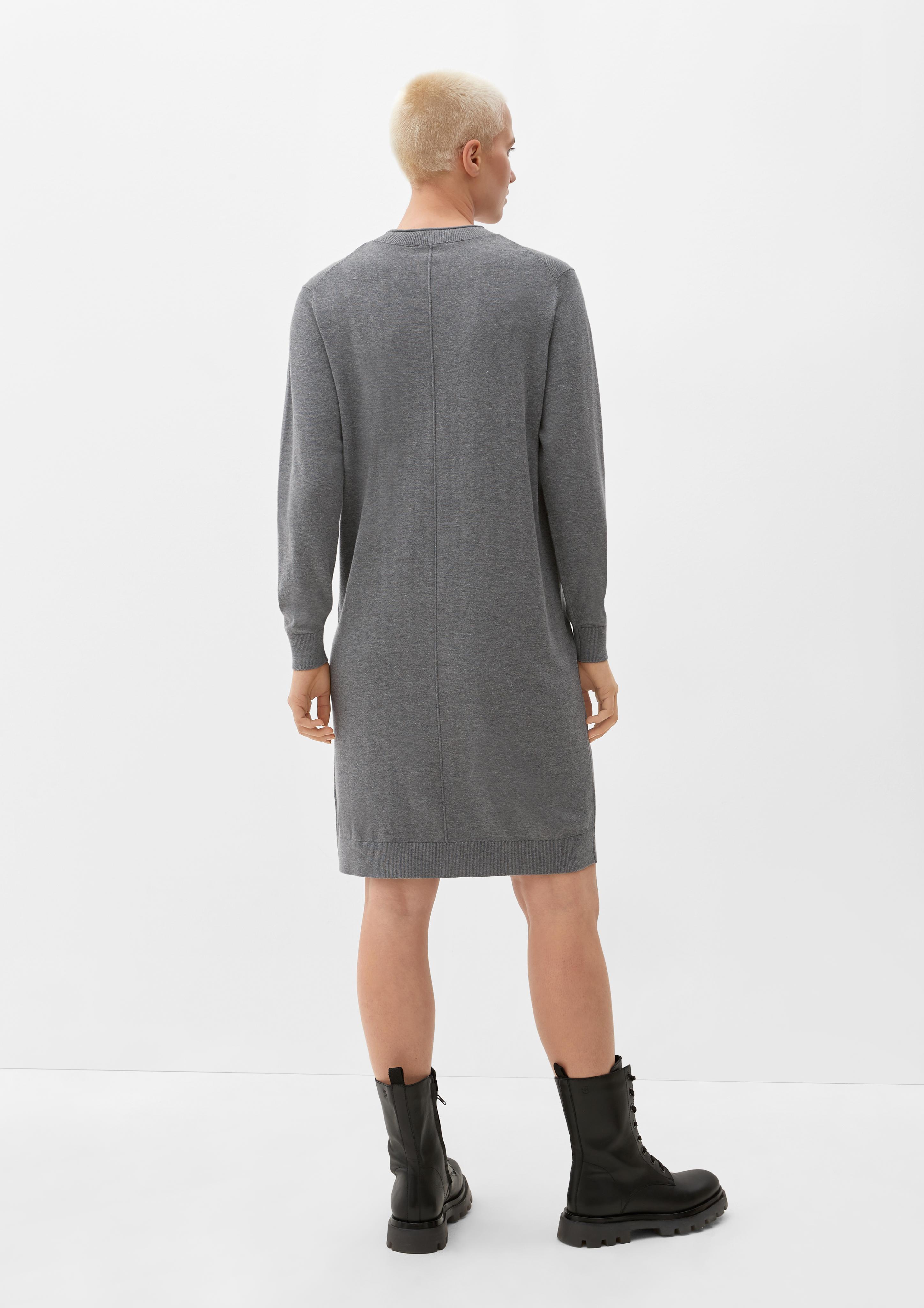 Strickkleid mit Rundhalsausschnitt  2124079-9730