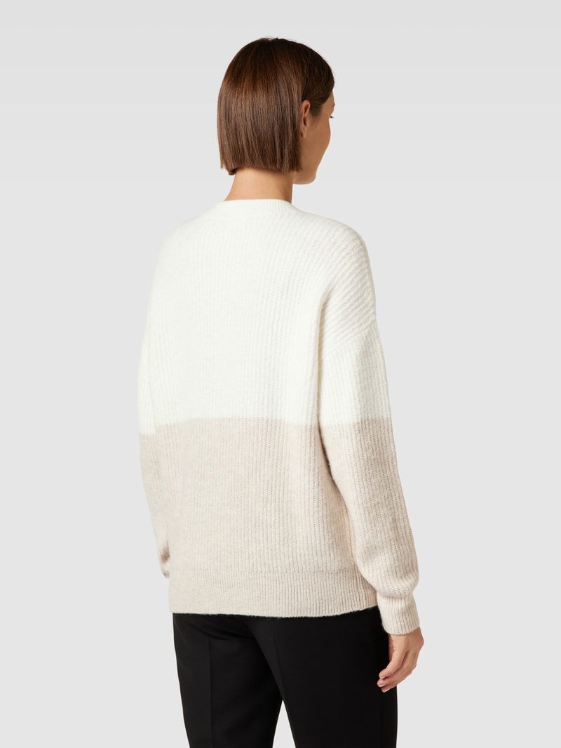 Strickpullover mit Rundhalsausschnitt in beige