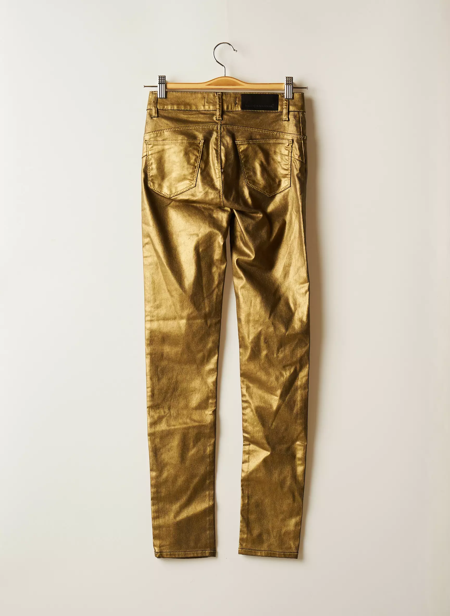 Astrid Pantalons Slim Femme couleur jaune
