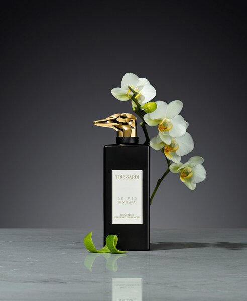 Trussardi Le Vie di Milano Musc Noir Perfume Enhancer Eau de Parfum
