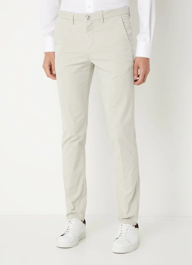 Pantaloni chino Profumo slim fit cu buzunare laterale