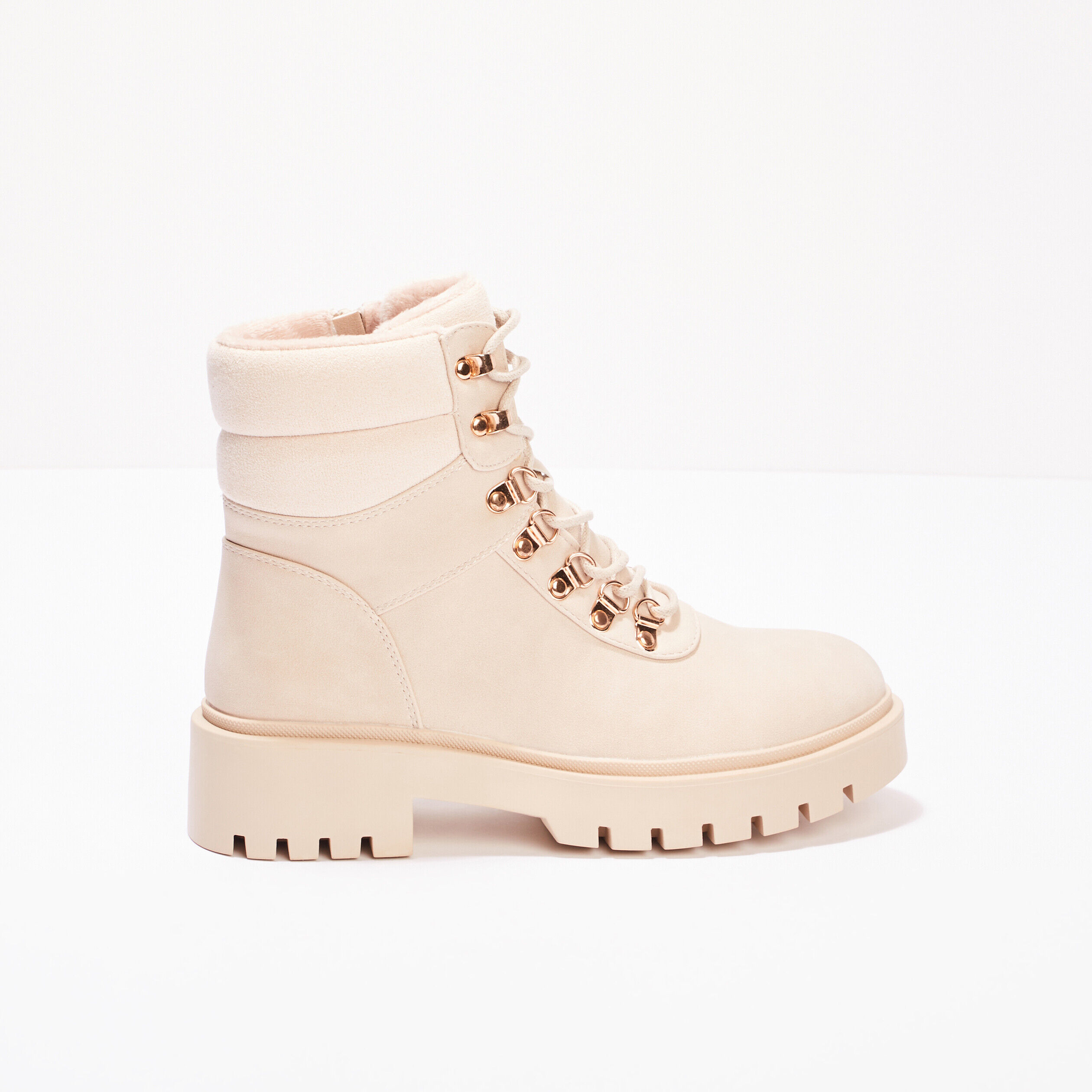 Bottines montagne crantée ivoire femme | Cache Cache