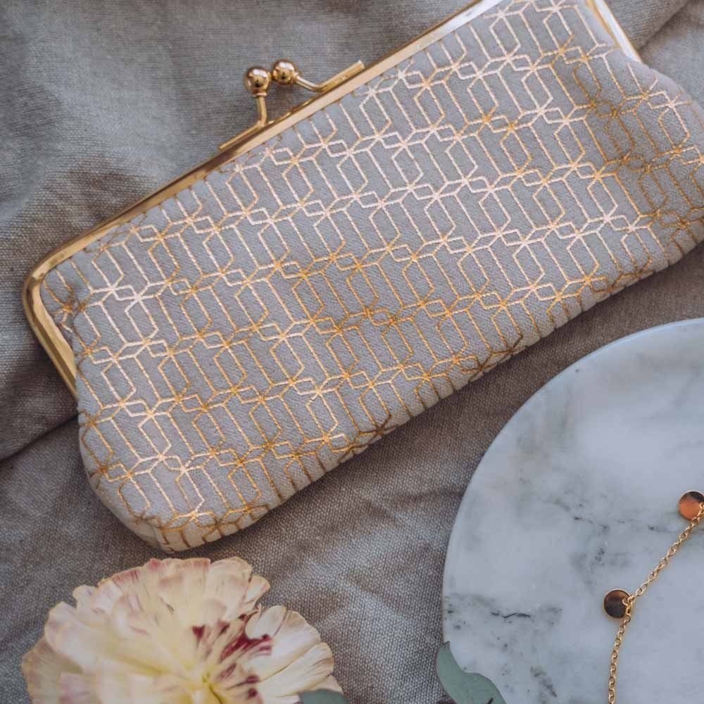 ARTEBENE Kosmetiktasche Make-Up Täschchen, Baumwollsamt, 100% Handarbeit, Bügelverschluss