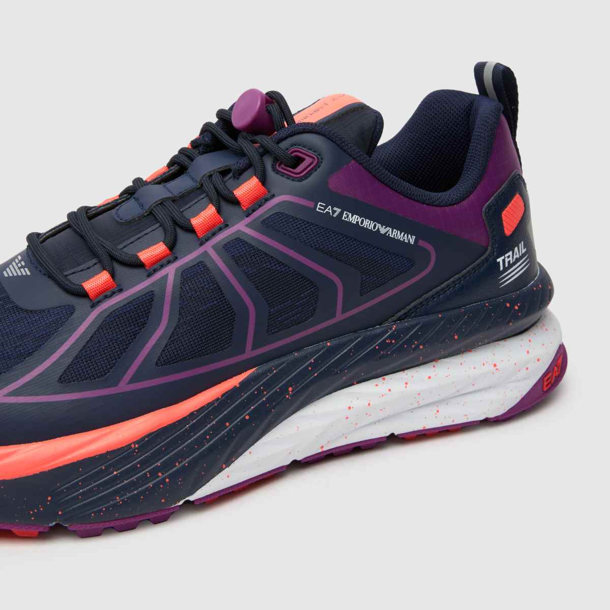 EA7 Emporio Armani – Sonic Rambler – Marinblå, flerfärgade sneakers