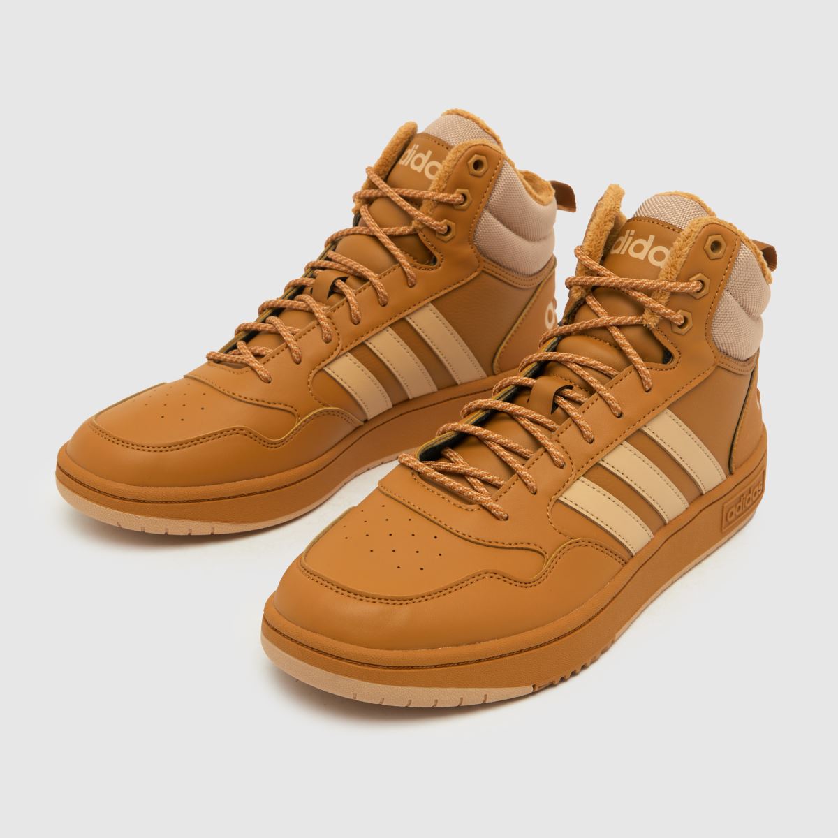adidas hoops 3.0 mellanhöga sneakers i beige och brunt