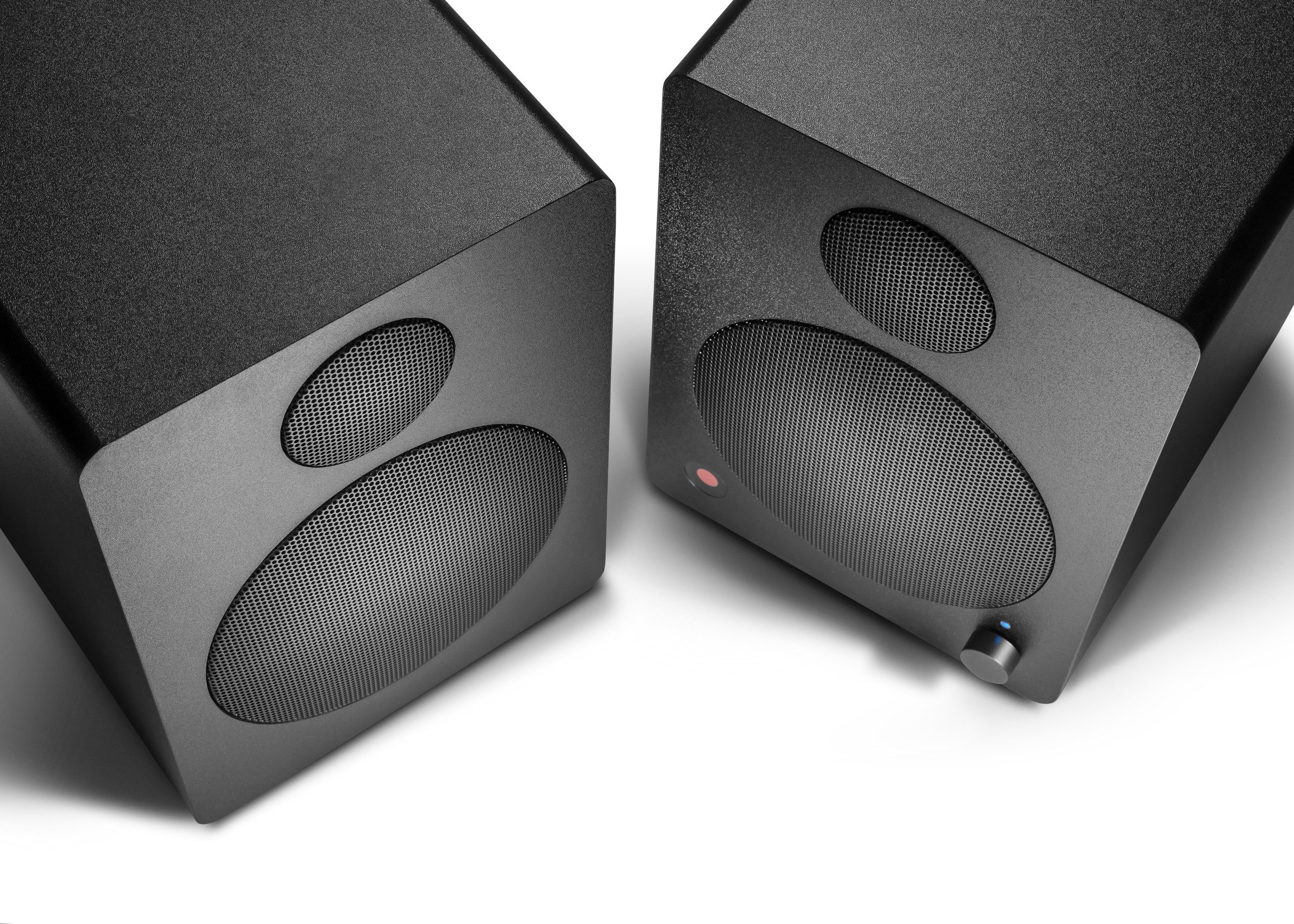 Wavemaster CUBE MINI 2.0 Regal-Lautsprecher (Bluetooth, 36 W, IR-Fernbedienung, Auto Switch, Subwoofer-Ausgang)
