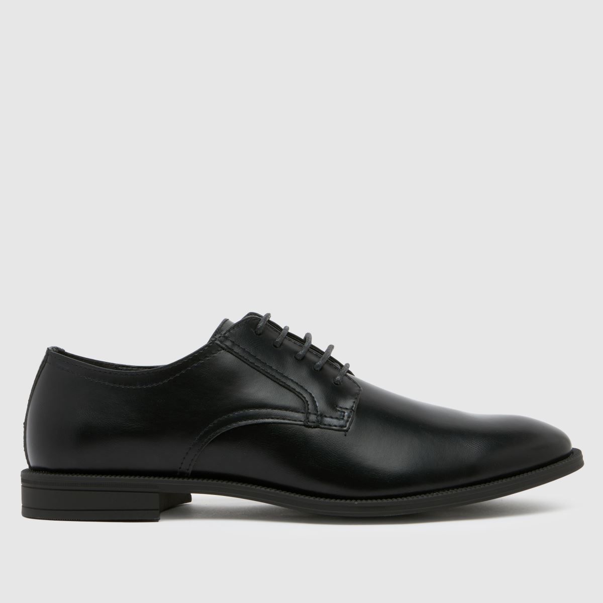 Schuh Malcolm fűzős cipő fekete színben